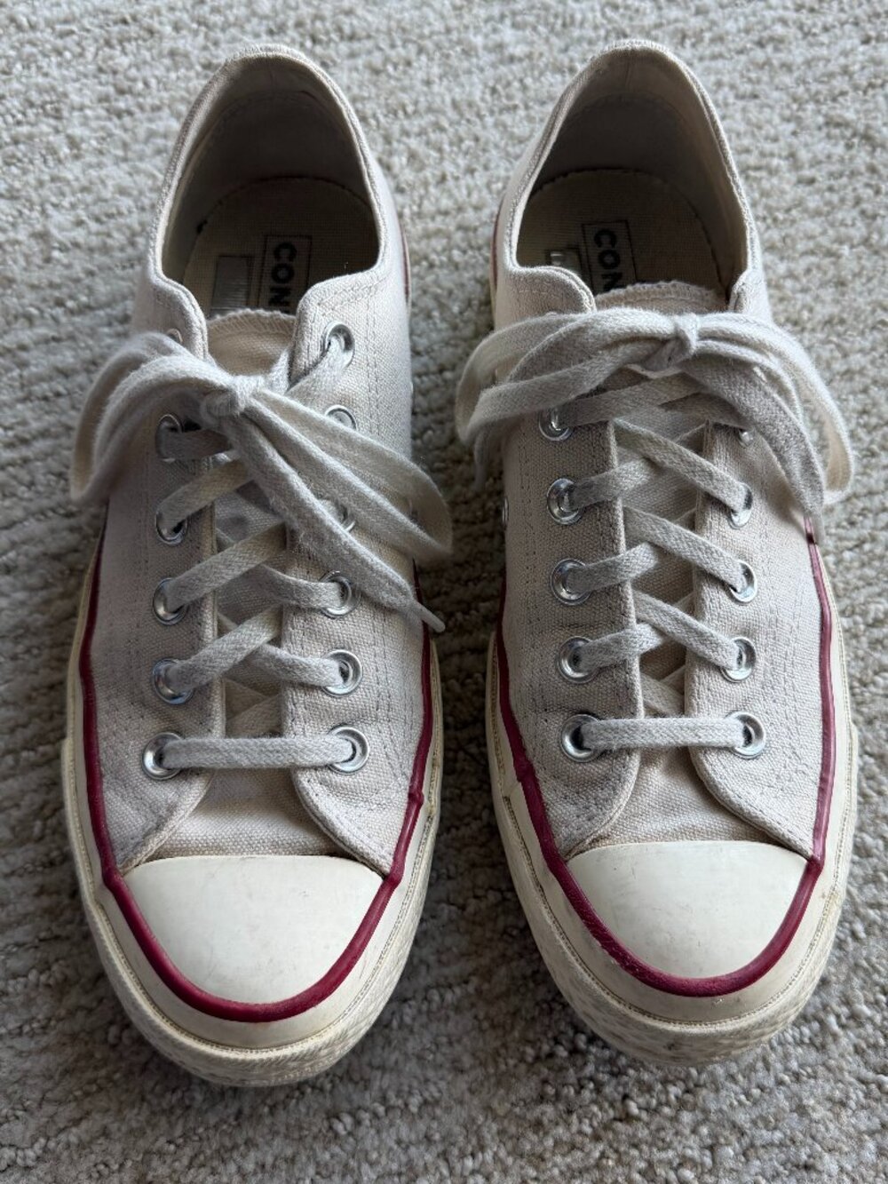 Low-Top Converse Chuck 70